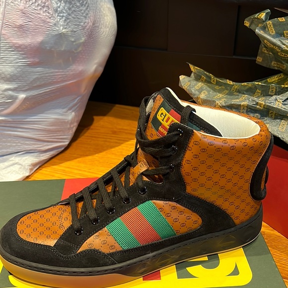 Mens Gucci sneakers - Picture 1 of 7